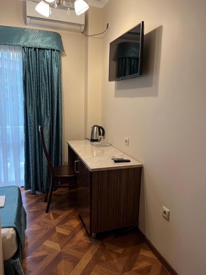 Guest House Ritsa Gagra Exterior photo