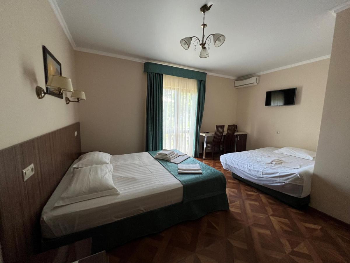 Guest House Ritsa Gagra Exterior photo