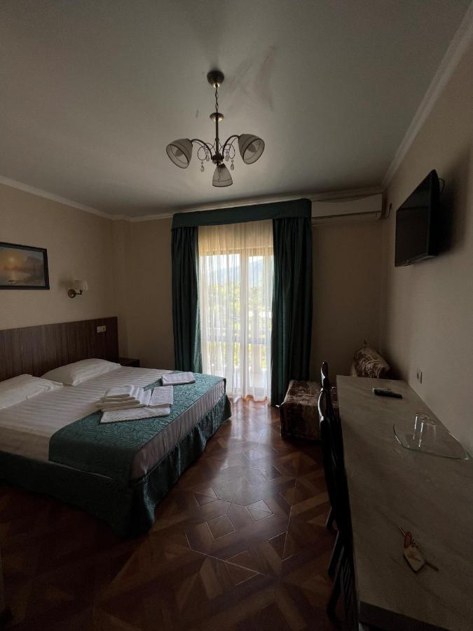 Guest House Ritsa Gagra Exterior photo